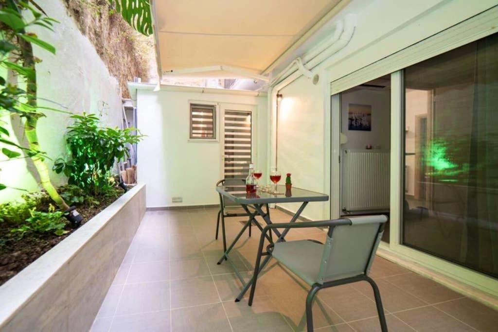 Апартаменты Brand New Aprt With Backyard In Lycabettus Hill ! Афины Экстерьер фото